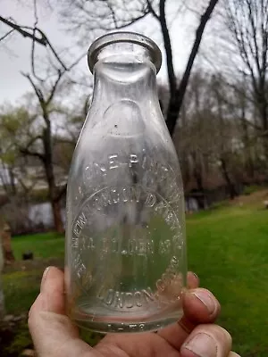 1920s Embossed Pint MILK Bottle From NEW LONDON DAIRY Co Of NEW LONDON CT Dug • $34.99