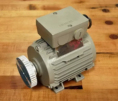 Siemens 1LA5053-4AB10 Motor: 90Watt/1295- Rpm/230v - USED • $229.99