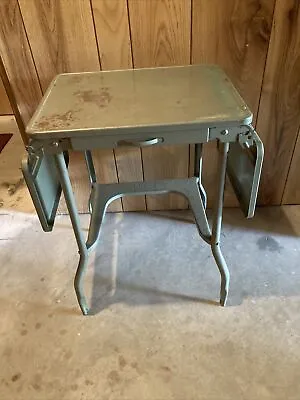 $27.49 • Buy LUXCO ~ Vintage Typewriter Stand/Table/ Desk ~ Grey Industrial
