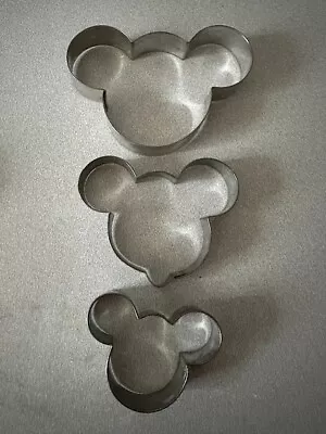 Mickey Mouse 3 Pc Cookie Cutter • $4