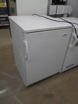 Felix Storch Inc Summit Hs1661 Model Ff6 5.5 Cu-ft Undercounter Lab Refrigerator • $199.99