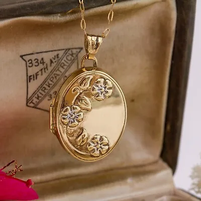 £107 • Buy Vintage 9ct Solid Gold Oval Locket & 16  Trace Chain