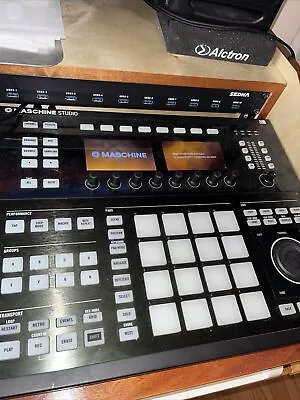 Maschine Studio Black • $200