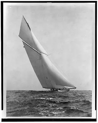 8  X 10  1903 Photo Reliance Graphic. Yacht Reliance Under Full Sail • $16.95