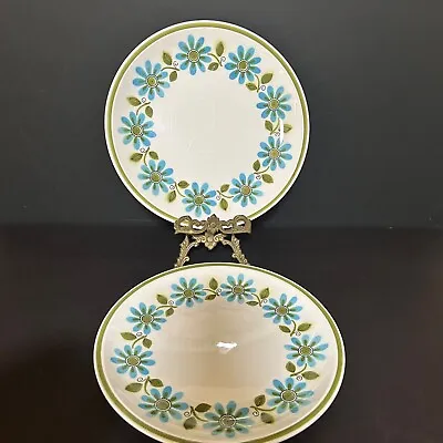 Set (2) Vintage Mikasa Cera-Stone Garland 316E Dinner Plates Japan 10 1/2 . • $17.60