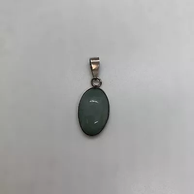 Vintage Sterling Silver Aventurine Oval Pendant • $23.99