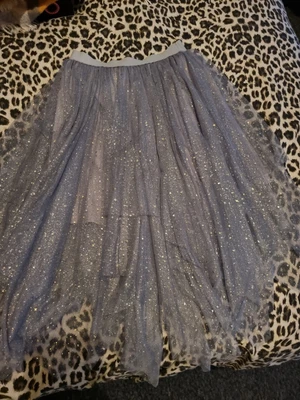 £3 • Buy Sparkle Netted Skirt