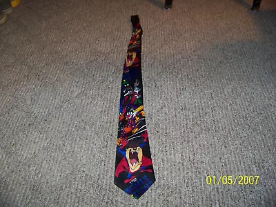 L Men's Neck Tie   / Novelty  {looney Tunes} • $12