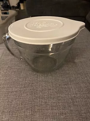 Pampered Chef 8 Cup 2 Qt Quart 64 Oz Clear Glass Measuring Batter Bowl & Lid • $21.99