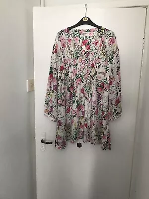 Pretty Floral Blouse Shirttop From Damart Size 28 • £5.19