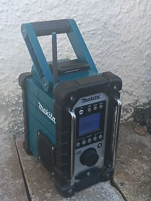 Makita Dmr107 Jobsite Radio Am/fm Compatible With Lxt & Cxt Batteries Body Only • £8.50