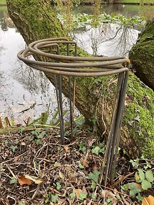 Set Of 5 Traditional Rusty Metal Semi-circle Garden Plant Supports - Steel • £30