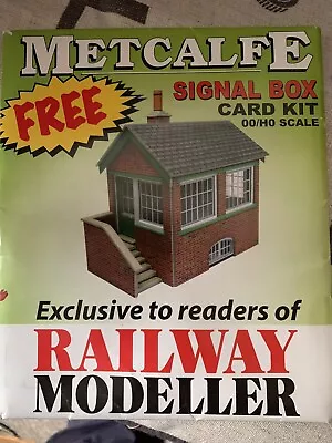Metcalfe OO Gauge Signal Box And Benches. New And Unopened • £4