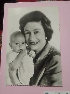 Royalty Queen Elizabeth II With Baby Prince Edward Postcard • £3.50