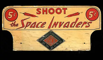 Vintage Sci-Fi SHOOT THE SPACE INVADERS - EXHIBIT Co WOODEN Arcade Game Marquis • $100