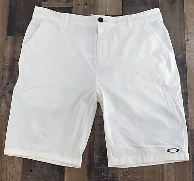 Oakley Golf Performance Shorts Men's 36 White Solid Stretch Logo Clean 10” • $20.40