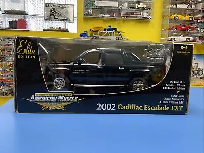 American Muscle Ertl   2002 Cadillac Escalade Ext Limited Elite  Edition  “new  • $189.99