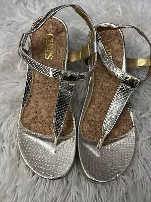 CHAPS Med High Heel Wedge T-Strap Silver Cork Bed Sandals Size 7.5 Synthetic New • $45