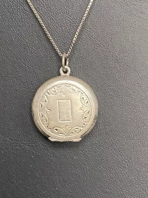 Vintage 925 Sterling Silver Locket Pendant Necklace • $35