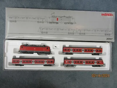 HO - Marklin 26507 Digital S-Bahn Train Set W/ E143 Loco/2Cars/End Car EndLight • $375