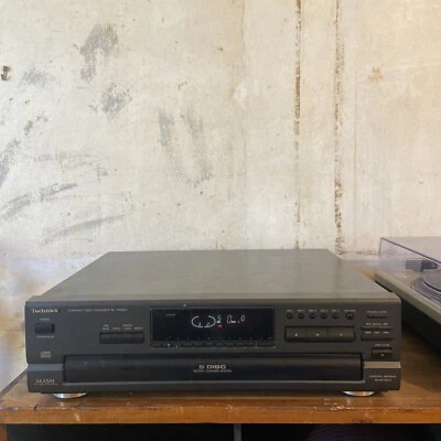 Technics SL-PD667 Multi 5-Disc Compact Disc CD Player - Cd Drawers Gets Stuck • £15
