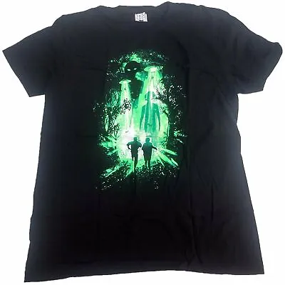 The X-Files Fox Mulder Dana Scully Aliens Space Ship Beam Mens T-Shirt (Black) • $19.99