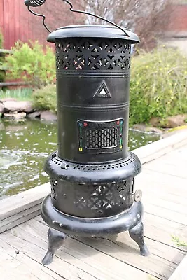 Vintage Perfection Heater/Parlor Stove With Insert Nice! • $134.97