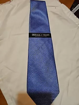 Donald J. Trump Signature Collection Silk Blue Accent Tie 100%Silk  • $25