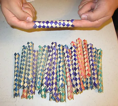 £5.84 • Buy 4 New Chinese Bamboo Finger Traps Puzzles Party Favors Cuffs Kids Birthday Toy