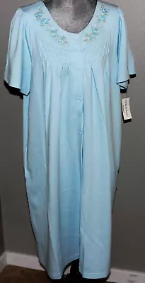 MISS ELAINE Women SIZE 1X Sky Blue SNAP FRONT Robe SHORT SLEEVE NWT Retail $62 • $30