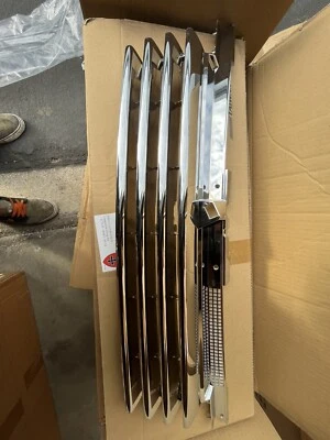$10 • Buy Chrome GrillFor 1999-2005 Vw Jetta/Bora Mk4 Horizontal Grill Grille