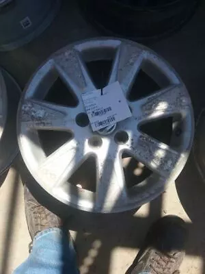 Wheel 16x6-1/2 Alloy 7 Spoke Fits 06-07 PASSAT 493852 • $109.24