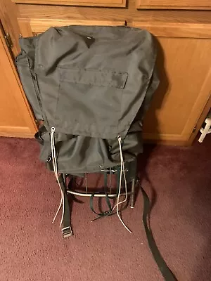 Vintage Magnesium Aluminum Framed Hiking Backpack Green • $29.99