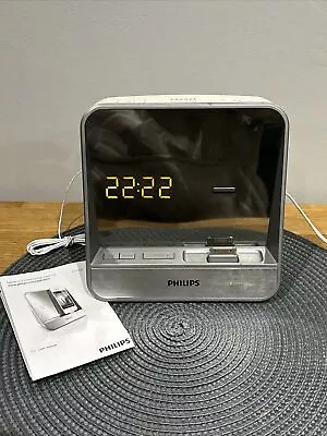 Phillips Silver And White Alarm Clock Radio Auxiliary And Docking Station • £6