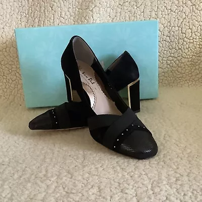 Elegant Ladies Van Dal Black Court Shoe Size 4.5 E Uk Wedding Celebrations • £4.99