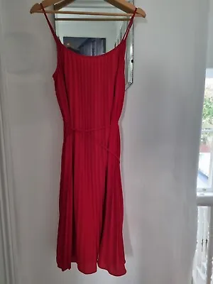 H&M Red Pleated Dress Size Small • £3.99