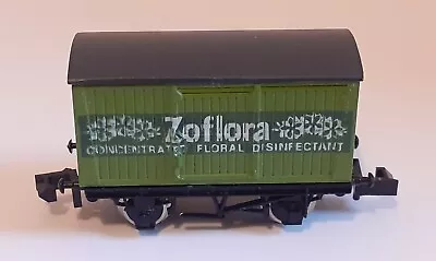 Graham Farrish N Gauge - Freight Van 'zoflora' - Green • $23.04