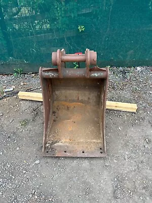 Digger Bucket 600mm Pin 45mm Dipper 185mm Centre 300mm Suit 8ton+ (6) • £360