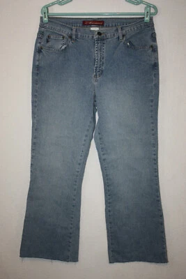 $22.99 • Buy Z. Cavaricci Women Sz 12 (32x26) Lt Wash Mid Rise Jeans Raw Hem Bootcut 