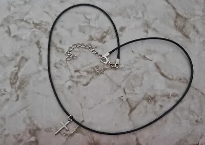 Silver Cross Pendant Black Necklace Fashion Jewellery For Men Women Unisex *UK*  • £3