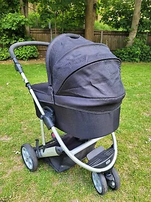 Mamas And Papas Zoom Pushchair Complete With Carry Cot Rain Cover And Car Seat. • £150