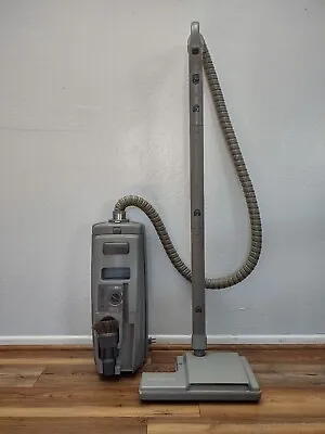 $125 • Buy Electrolux Epic 6500 SR Canister Vacuum Cleaner & Power Nozzle - Tested