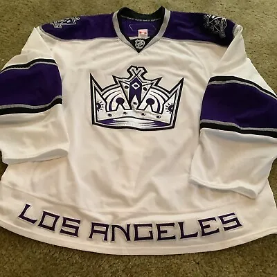 Los Angeles Kings Jersey With Fight Strap • $285.99