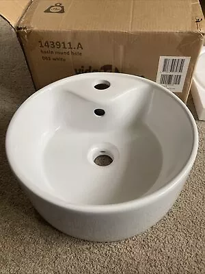 White Round Counter Top Basin • £7.50