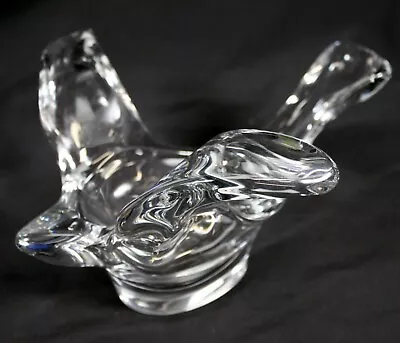 Vtg Art Glass Bird In Flight Clear Bowl Dish Dove Flying 8.5  Long Trinket • $19.99