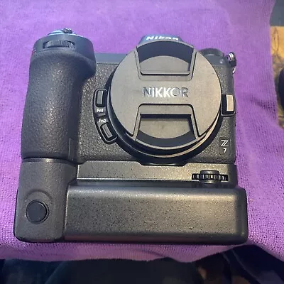 Used Nikon Z7 Camera Body Only - Excellent Condition Vello BG N21 Included • $1200