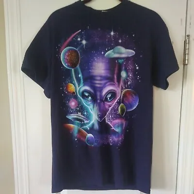 Alien UFO Martian Galaxy Purple Graphic Short Sleeve T-Shirt Adult Mens Size M • $15.50