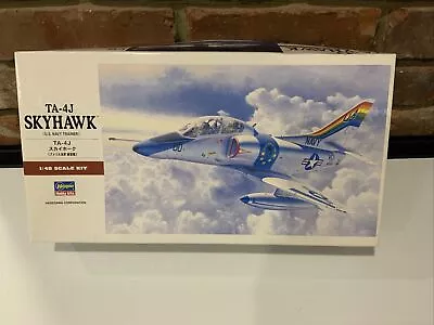 Ta-4j Skyhawks Pt43 -📌🇱🇷📌 • $40