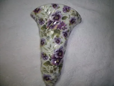 Porcelain Floral Wall Pocket Vase • $11.99