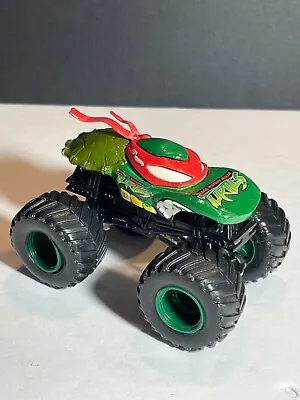 Teenage Mutant Ninja Turtles T.M.N.T Raphael Monster Jam 1:64 Hot Wheels Truck • $11.55